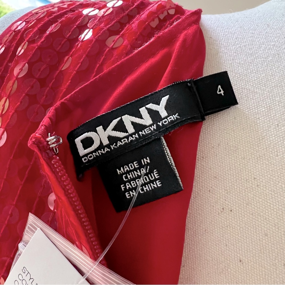 NWT $345 DKNY Sleeveless Red Lacquer Color Block Stretch Sequin Sheath Dress - Picture 15 of 16